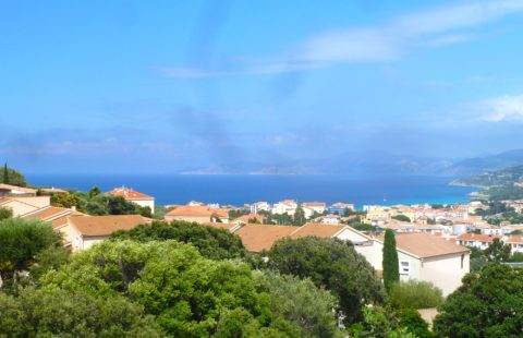 T4 mezzanine  de 110 m² env+ 22 m² de terrasse avec vue mer